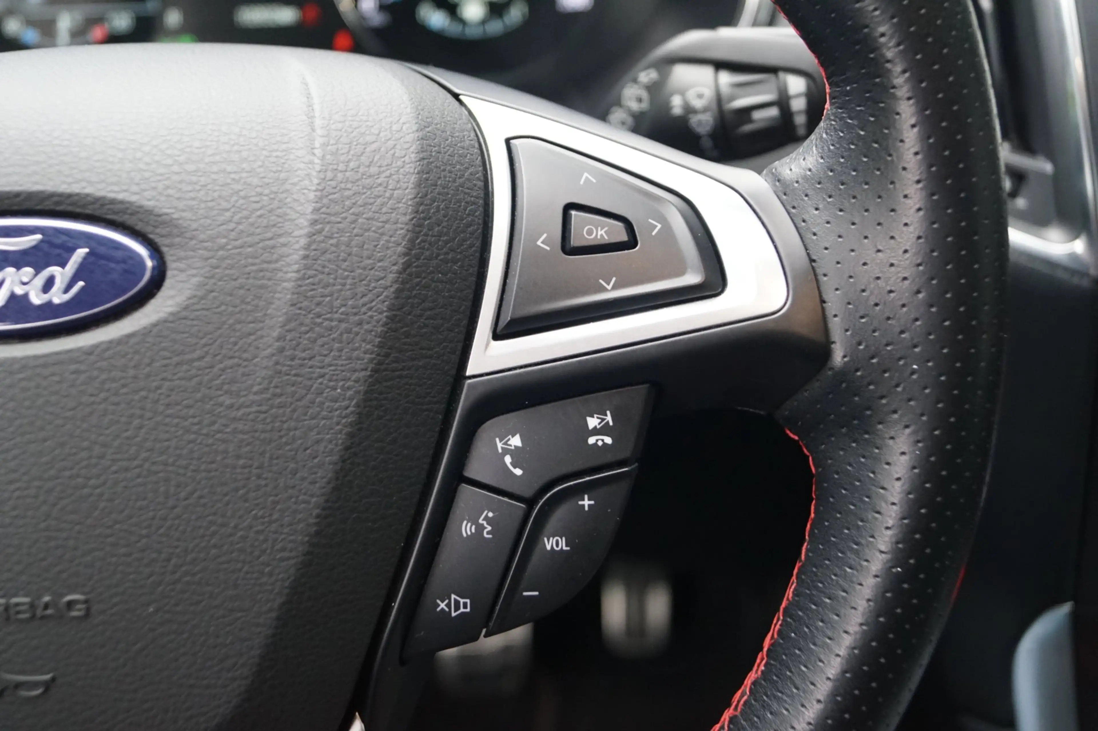 Ford S-Max 1.5 ST-Line Sportst Stoel en Voorruitverw Navi Cli — photo 21