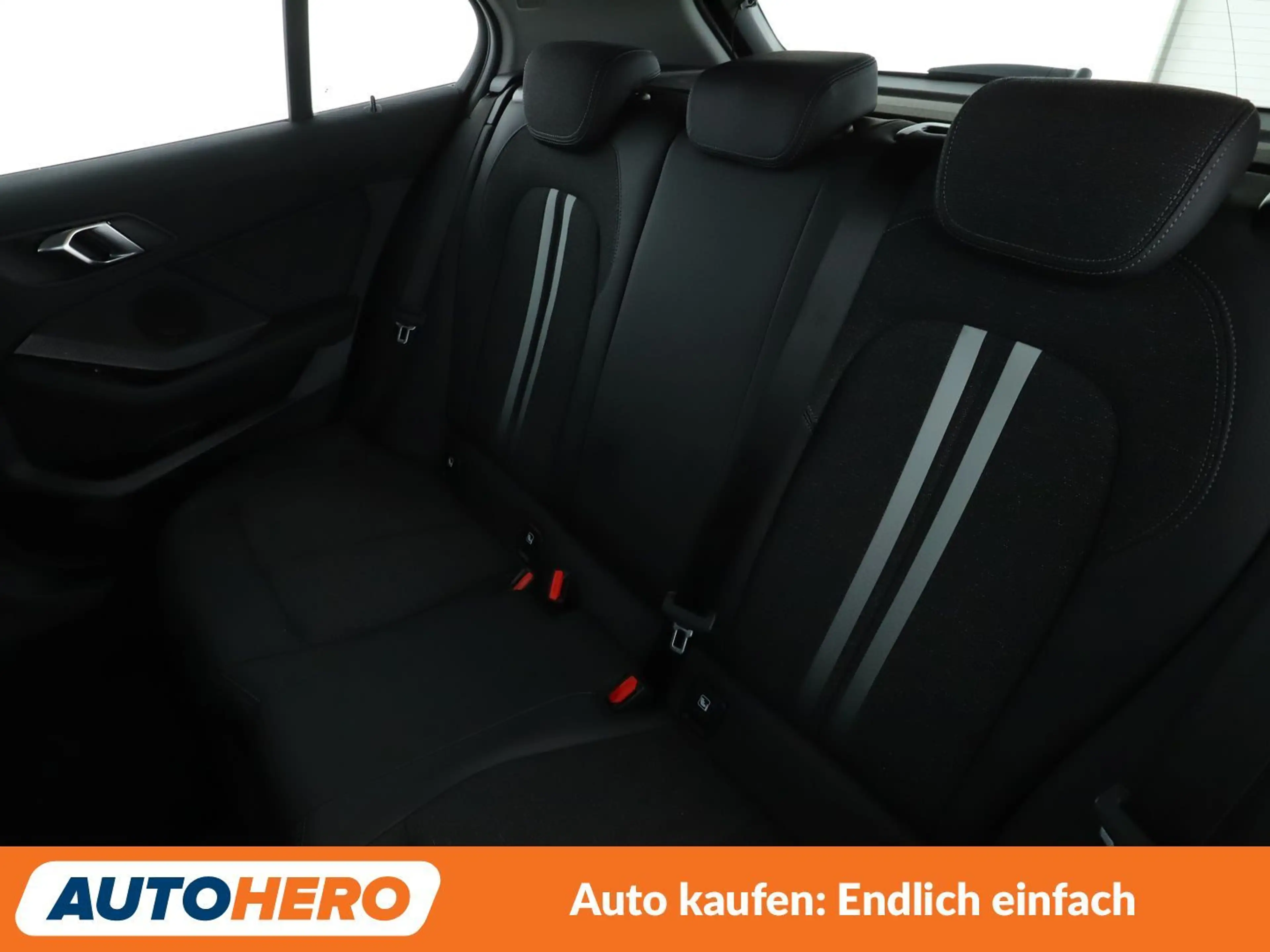 BMW 118 118i Advantage Aut.*NAVI*LED*PDC*TEMPO*SHZ*ALU* — photo 14