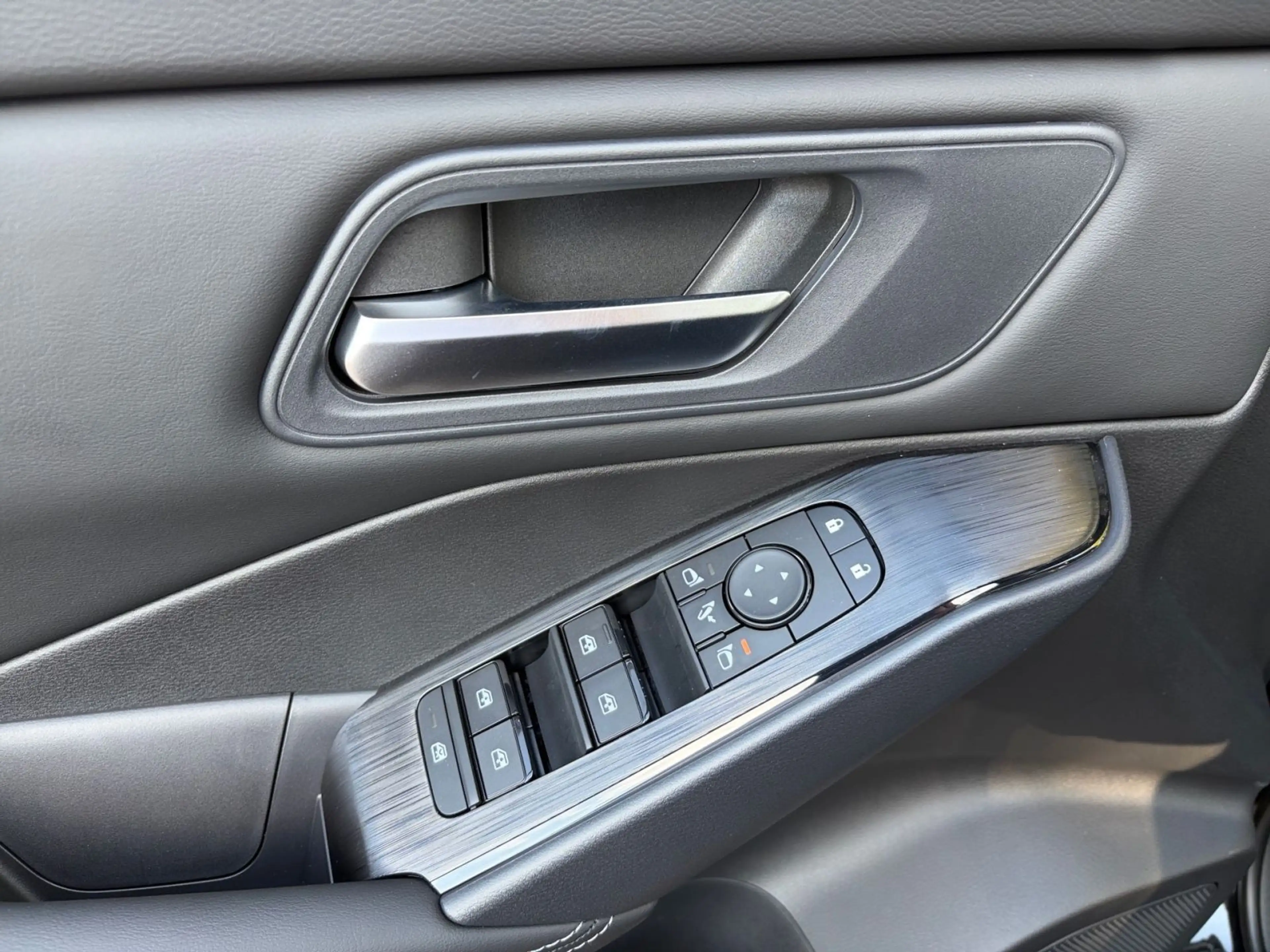 Nissan Qashqai QASHQAI N-Connecta1.3 DIG-T MHEV Winter Pano 360 — photo 14