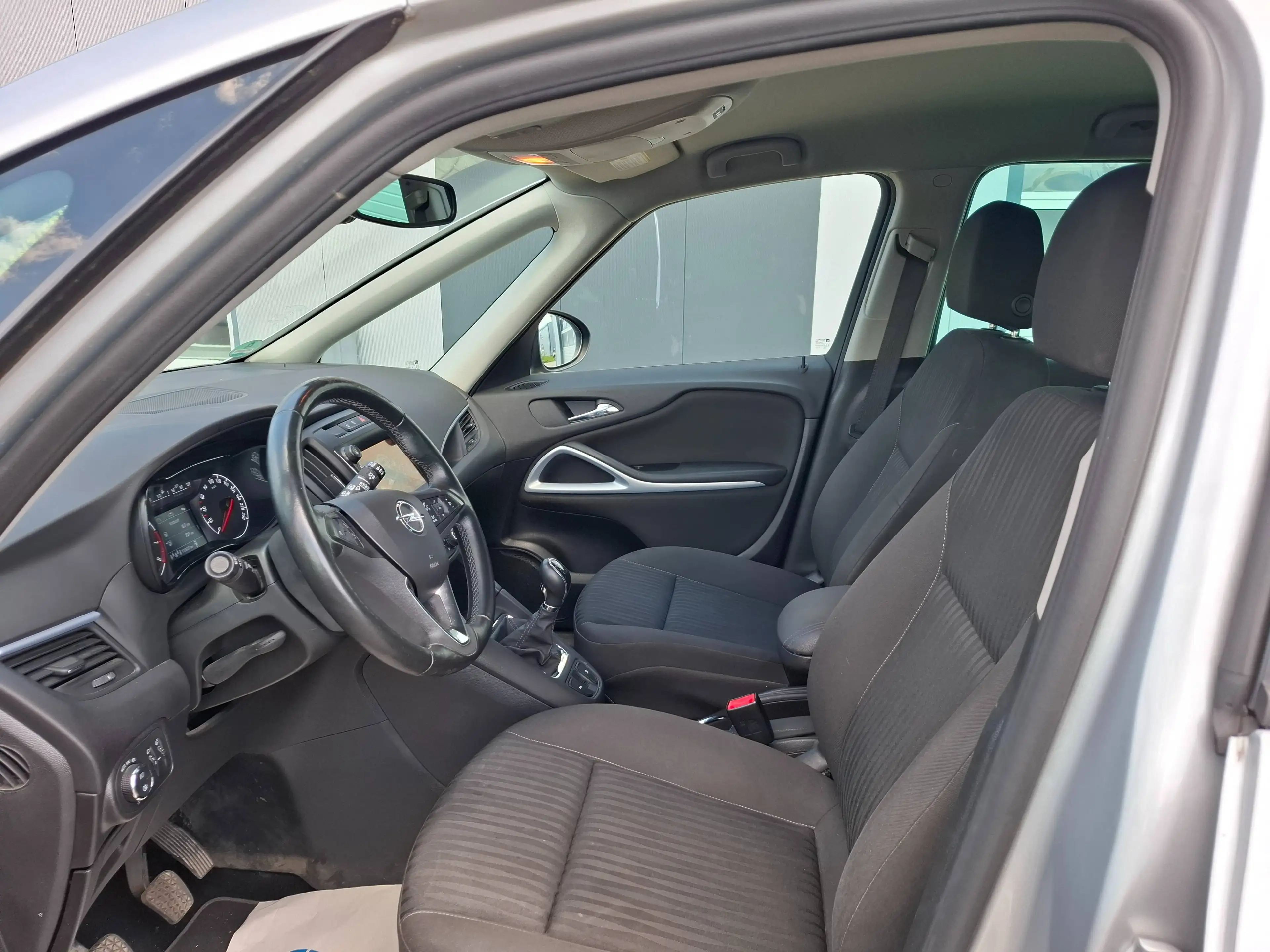 Opel Zafira Active, Navi/7-Sitzer/PDC/AppleCarPlay/Klima/140PS — photo 11