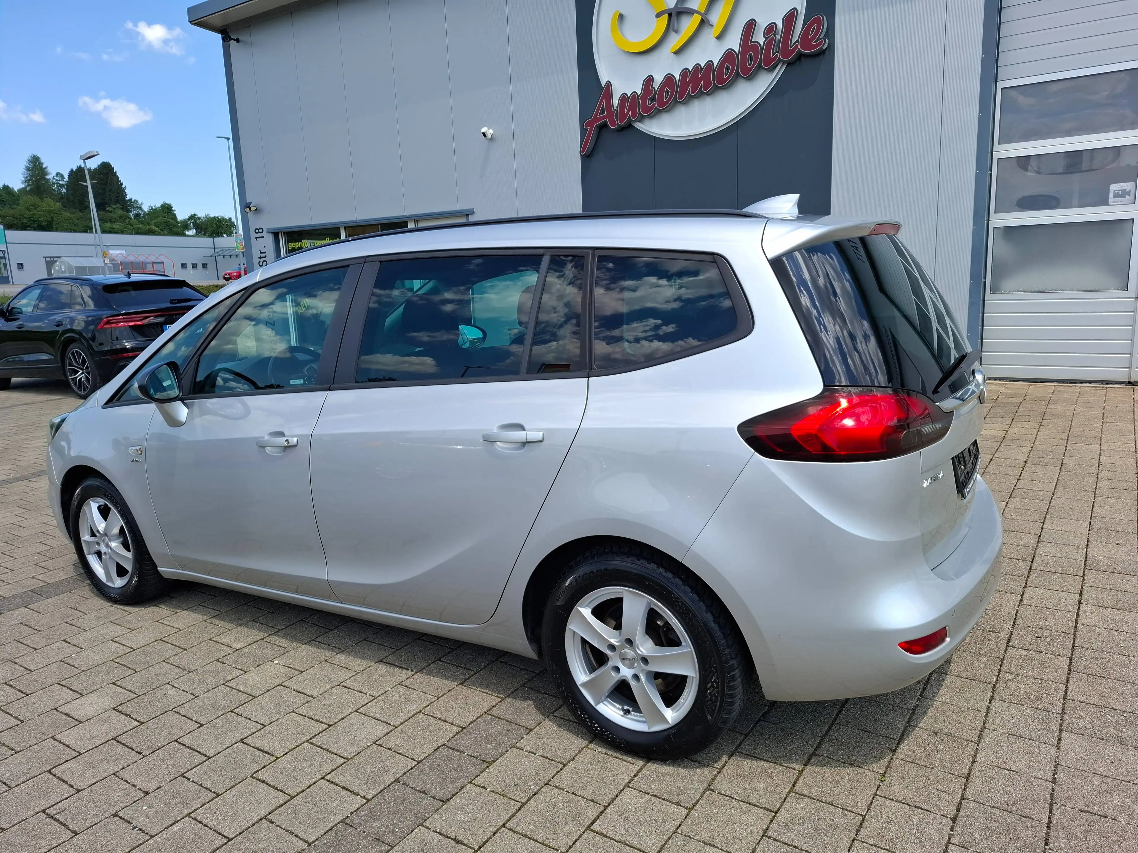 Opel Zafira Active, Navi/7-Sitzer/PDC/AppleCarPlay/Klima/140PS — photo 5