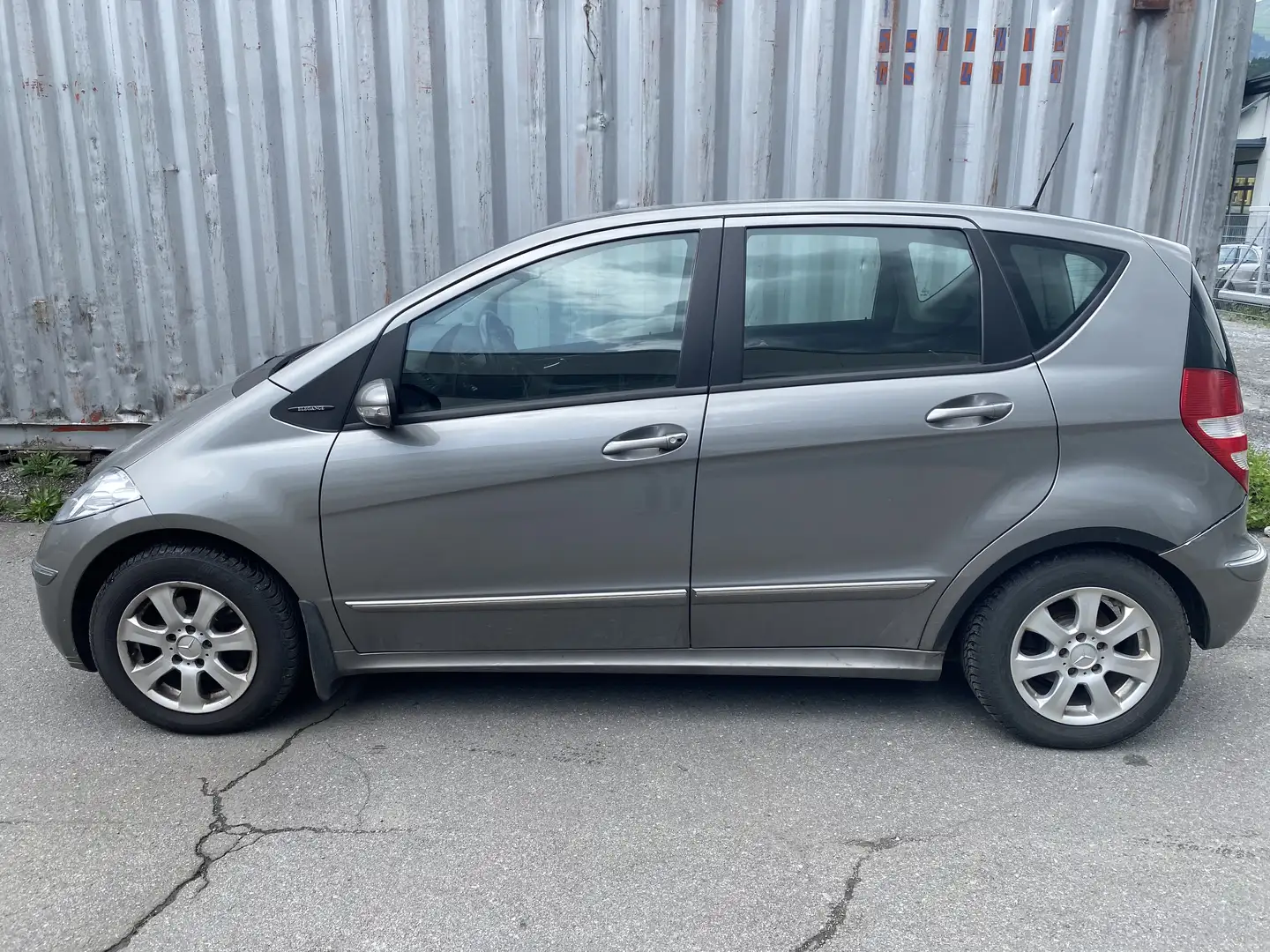 Mercedes-Benz A 180 CDI Elegance Grau - 1