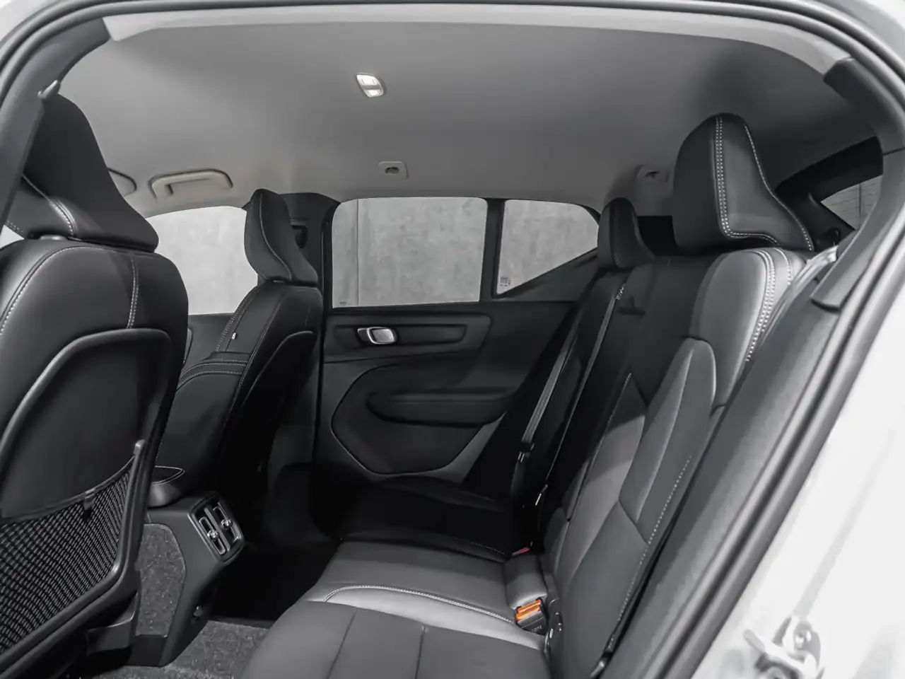 Volvo XC40 снимка Volvo XC40