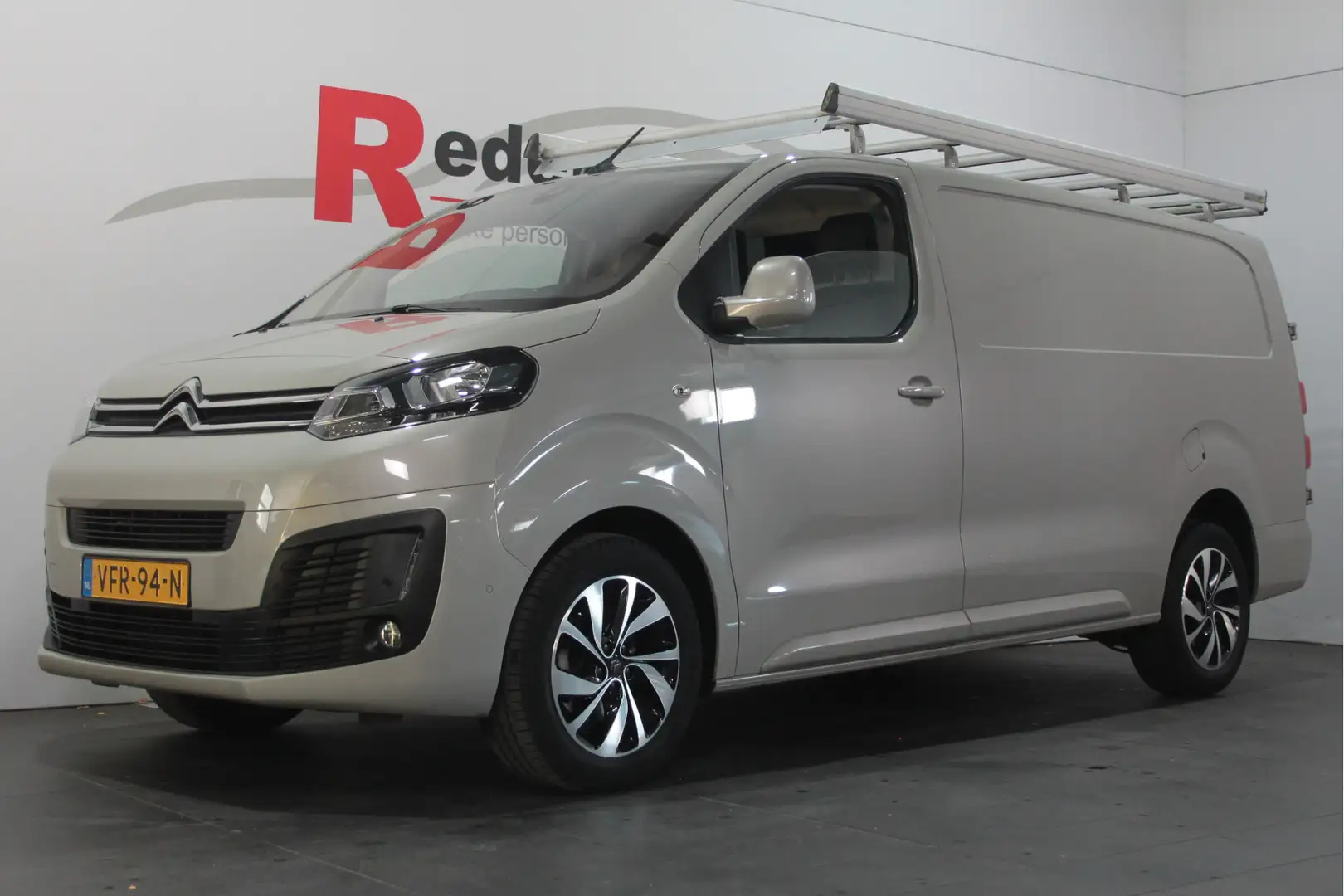 Citroen Jumpy 2.0 BlueHDI 180 XL Driver - Automaat - Carplay / C Grijs - 1