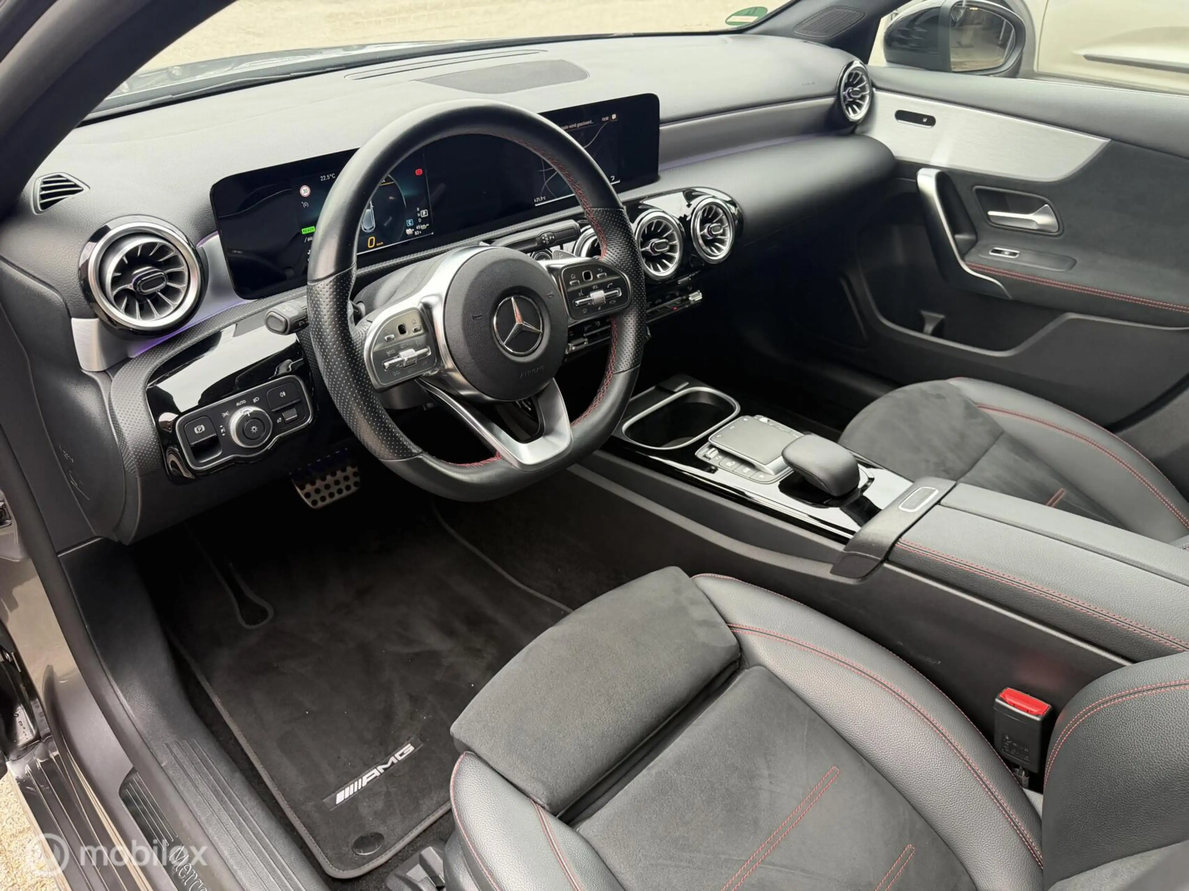 Mercedes-Benz A 250 e AMG PANO-DAK*SFEER*CAMERA*CRUISE*PDC* — photo 8