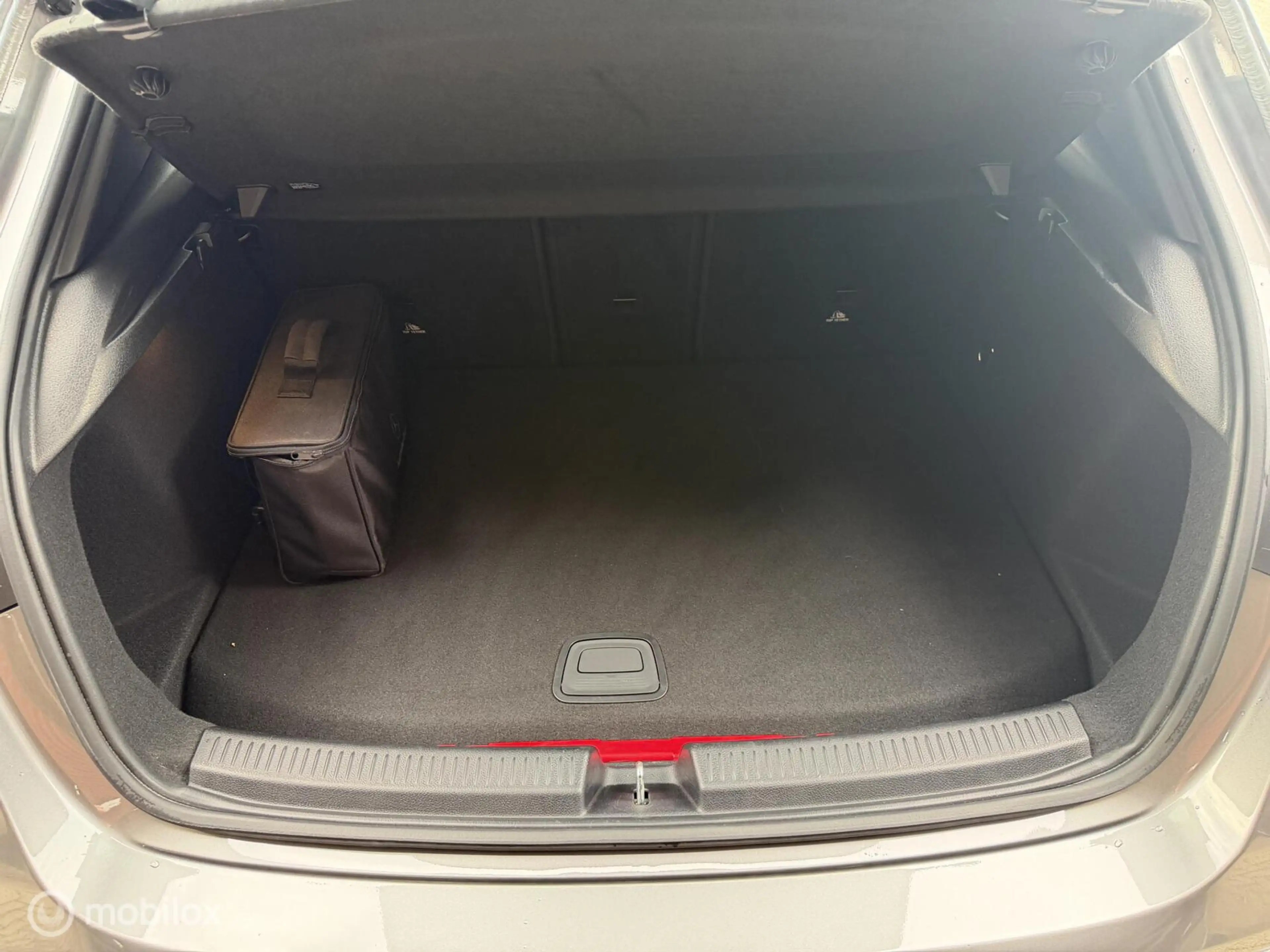 Mercedes-Benz A 250 e AMG PANO-DAK*SFEER*CAMERA*CRUISE*PDC* — photo 24