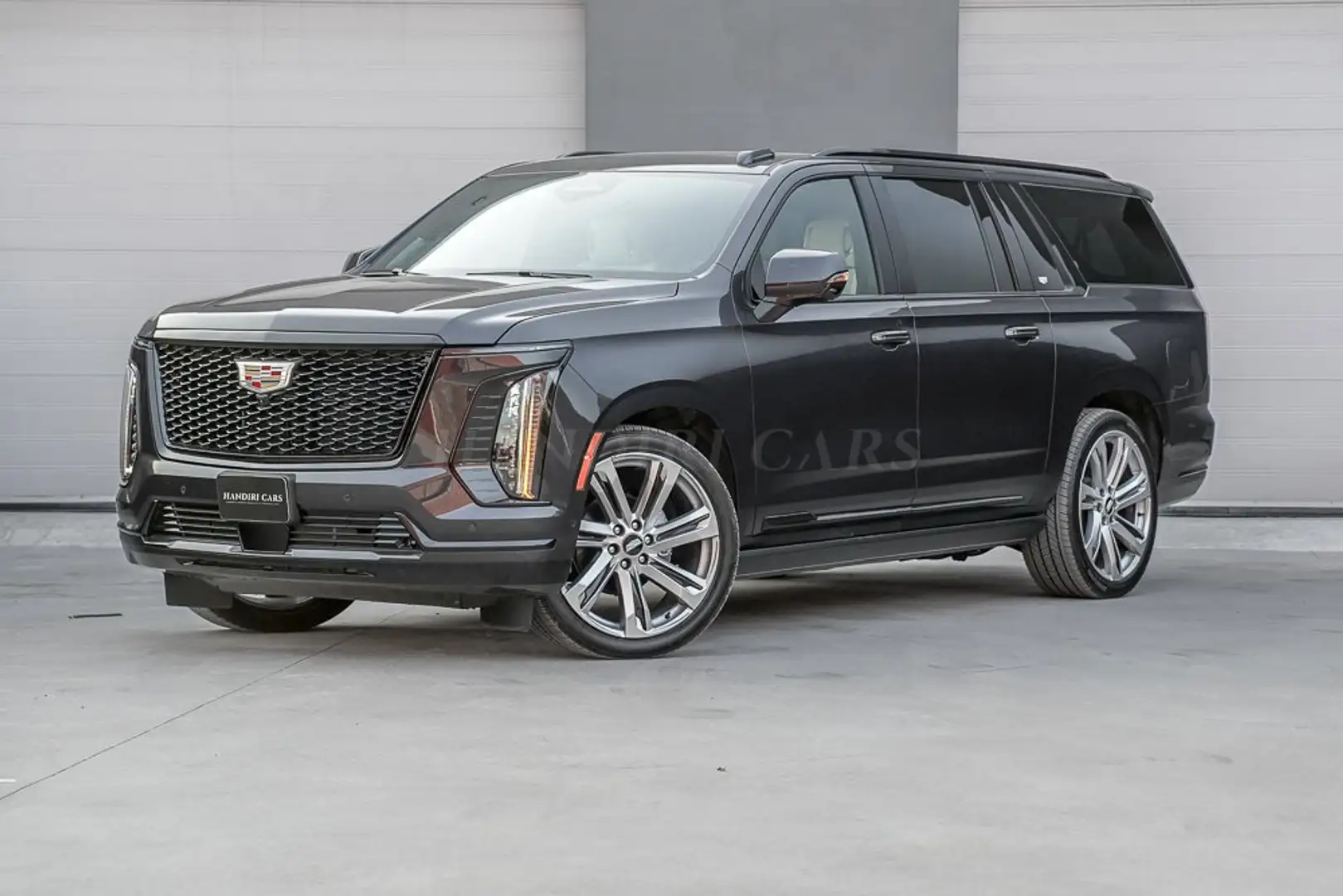 Cadillac Escalade 2025 ESV Sport Platinum € 148500 +24" 7-SPOKE Gris - 1