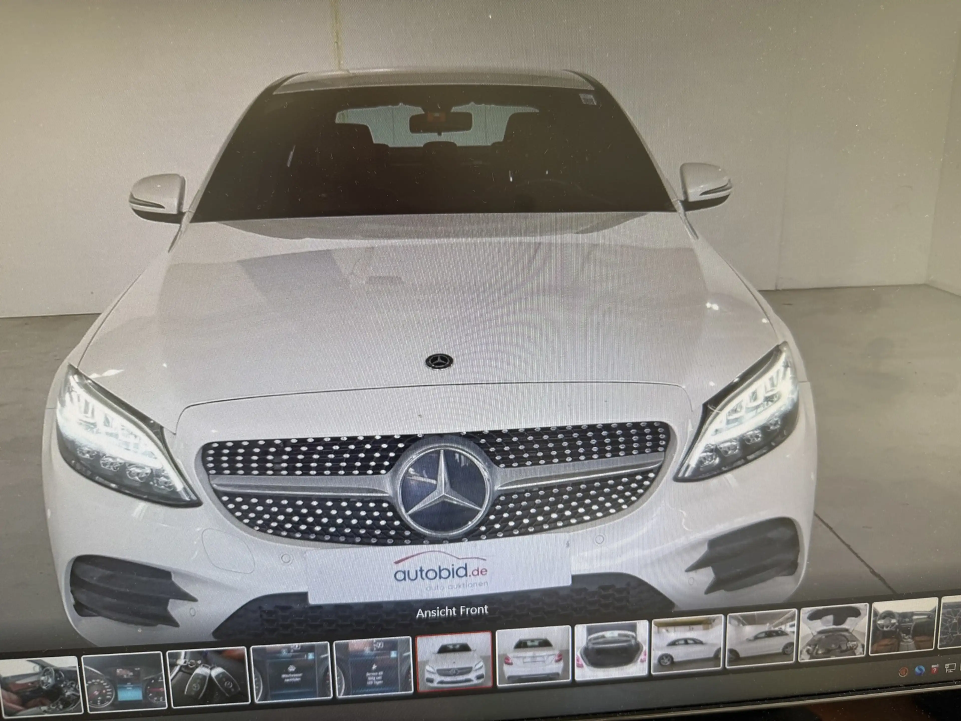 Mercedes-Benz C 220 d 9G AMG-LINE Leder CarPlay PDC Navi
