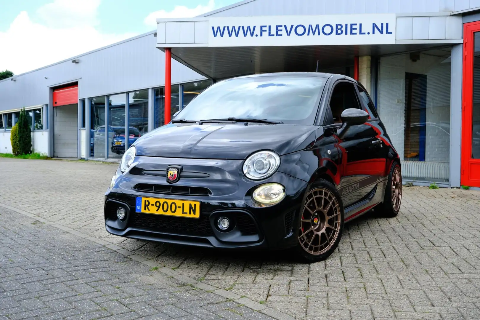 Fiat 500 Abarth 595 Competizione 1.4 T-Jet 201PK H&S Corse Pano|Xe Noir - 1