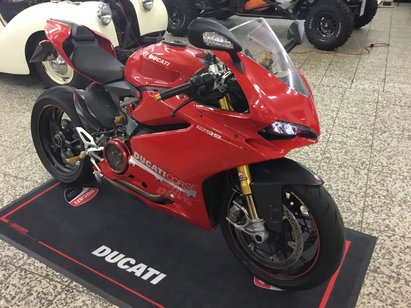 Ducati 1299 Panigale Rojo - 1