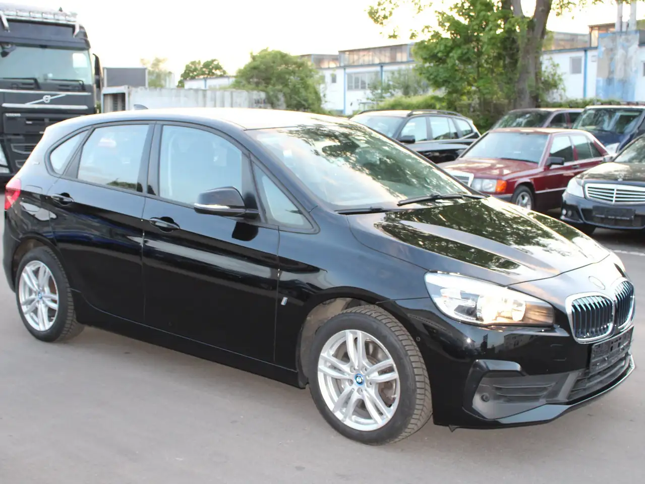 BMW 225