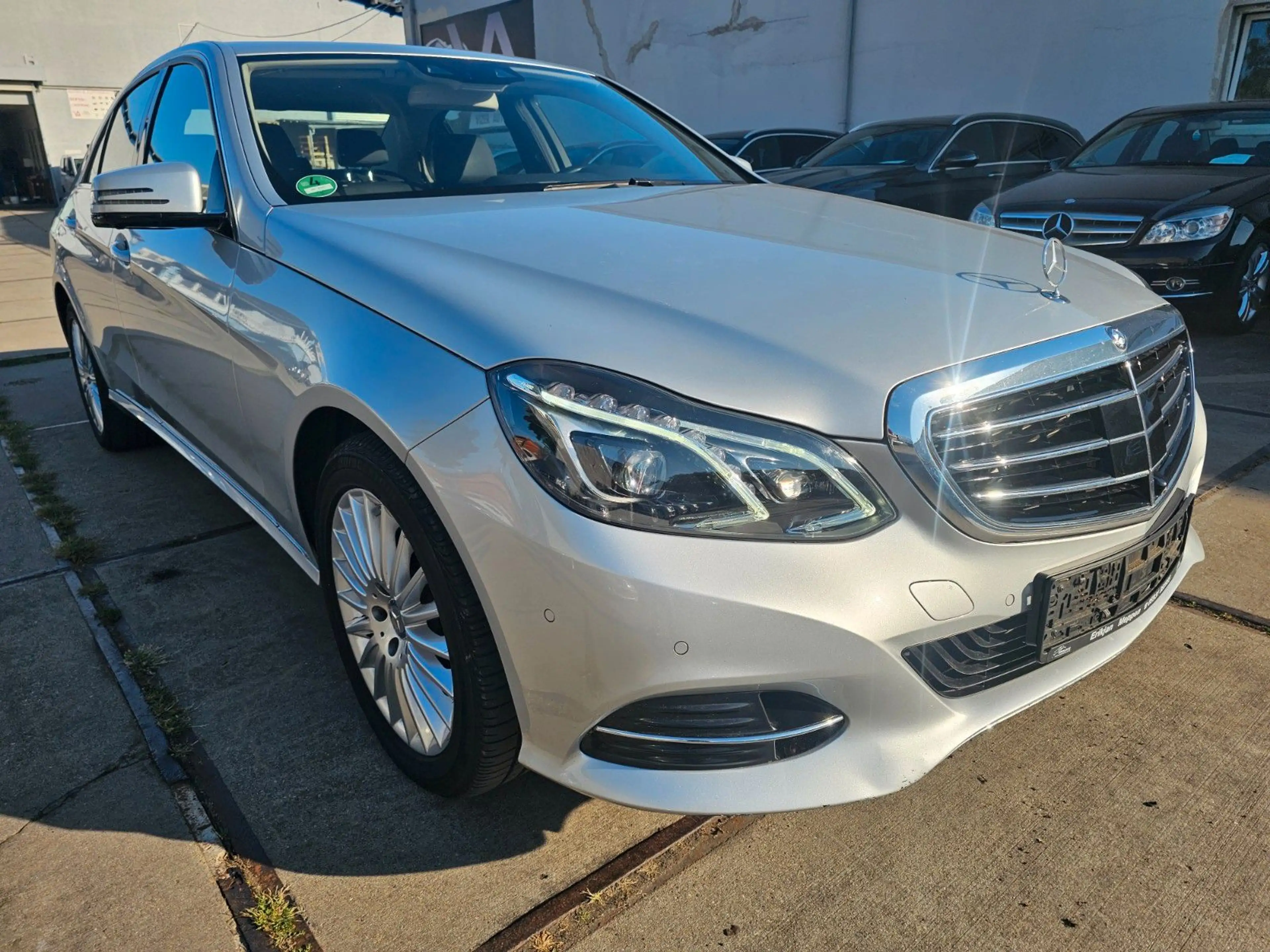 Mercedes-Benz E 350 Aut., Schiebedach, 360 Kamera, Garantie — photo 4