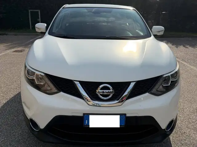 Nissan Qashqai 1.2 - NEOPATENTATI - 12 MESI DI GARANZIA -