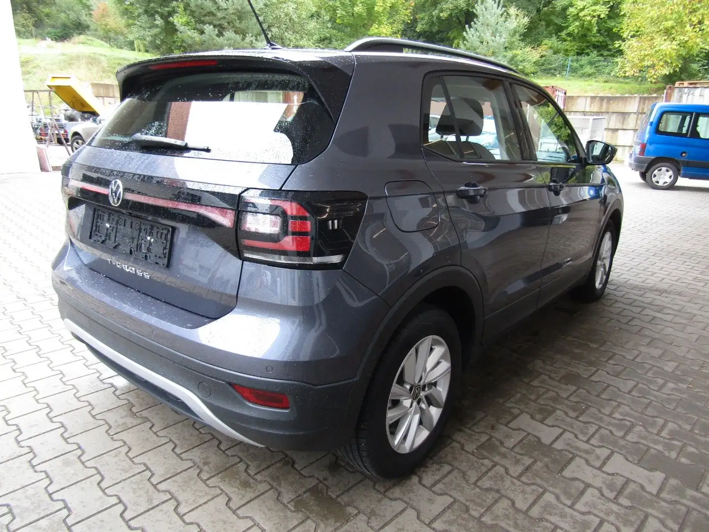 Volkswagen T-Cross Life   Sonderpreis   Gute Ausstattung Grau - 2