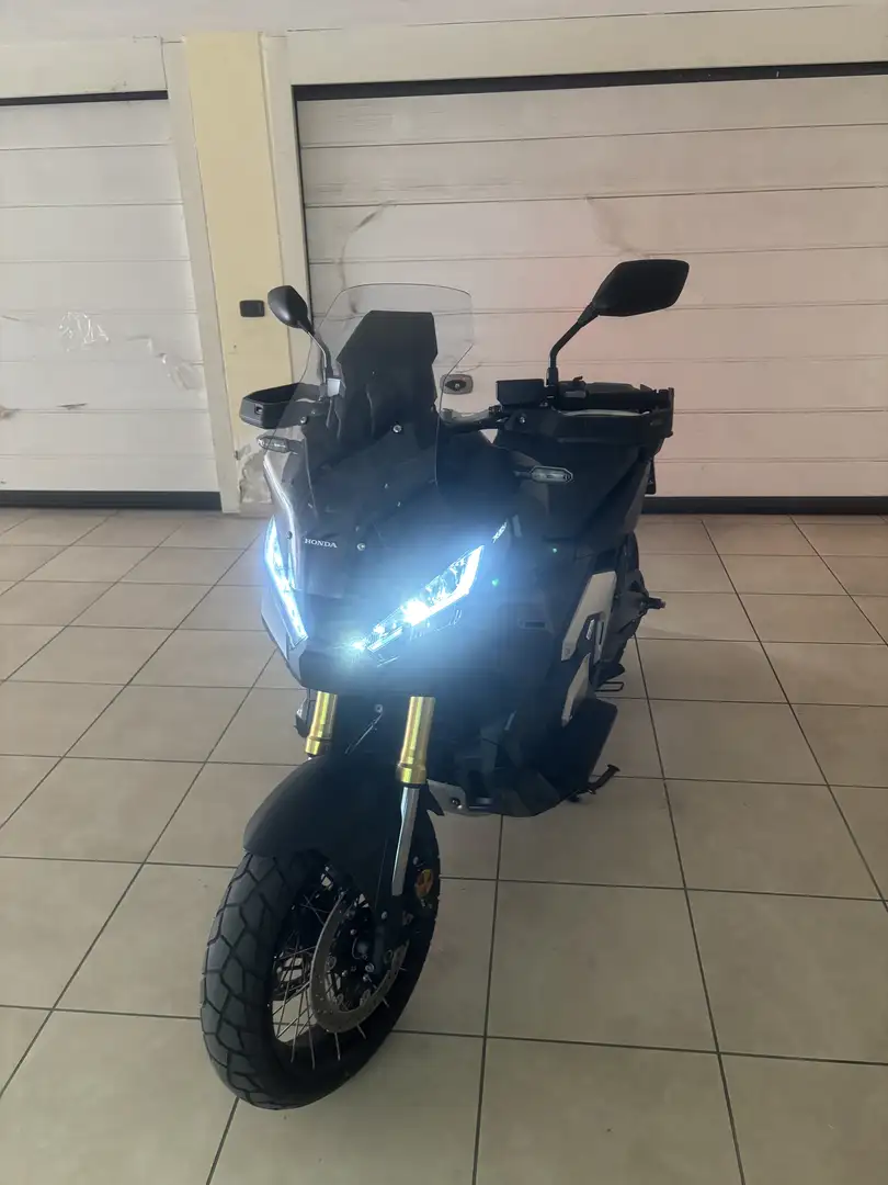 Honda X-ADV - 1