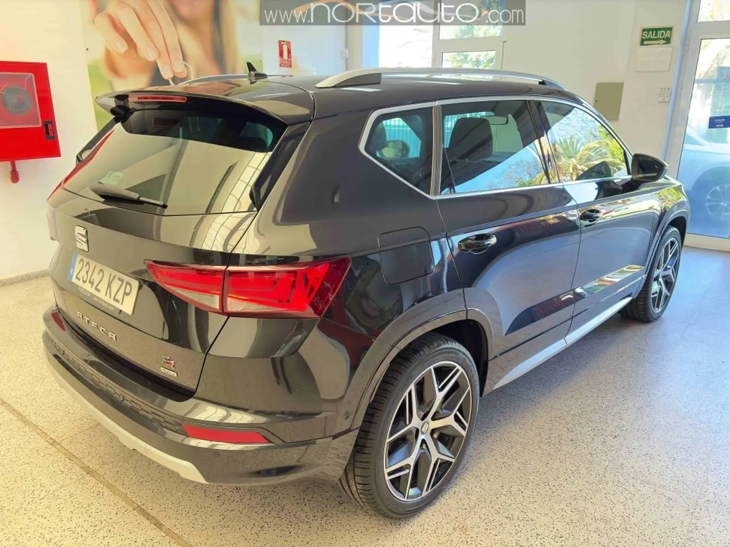 SEAT Ateca 2.0 EcoTSI S&S FR 4Drive DSG7 Negro - 2