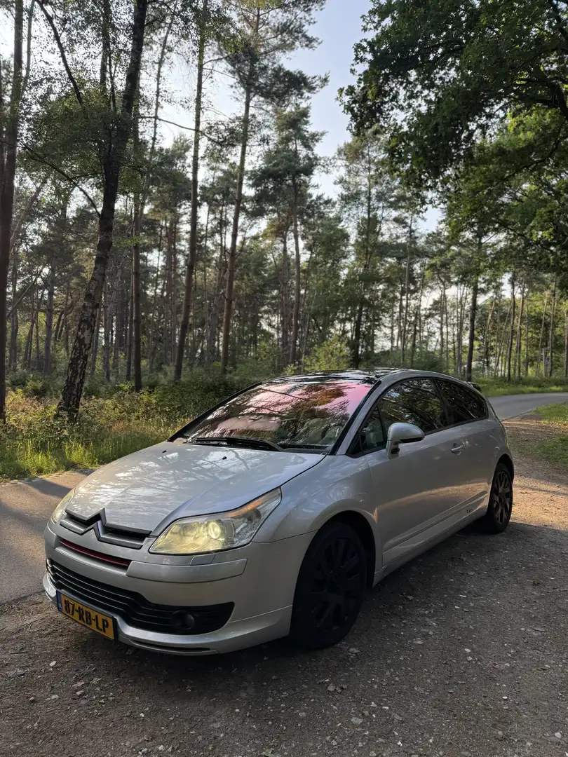 Citroen C4 Citroën C4 Coupé 2.0-16V VTS 180 Šedá - 1