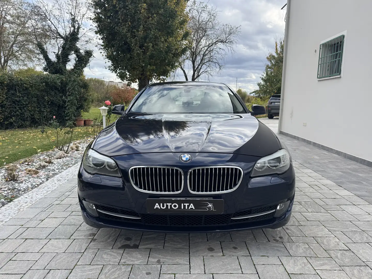 BMW 520 520d Business auto Blauw - 1