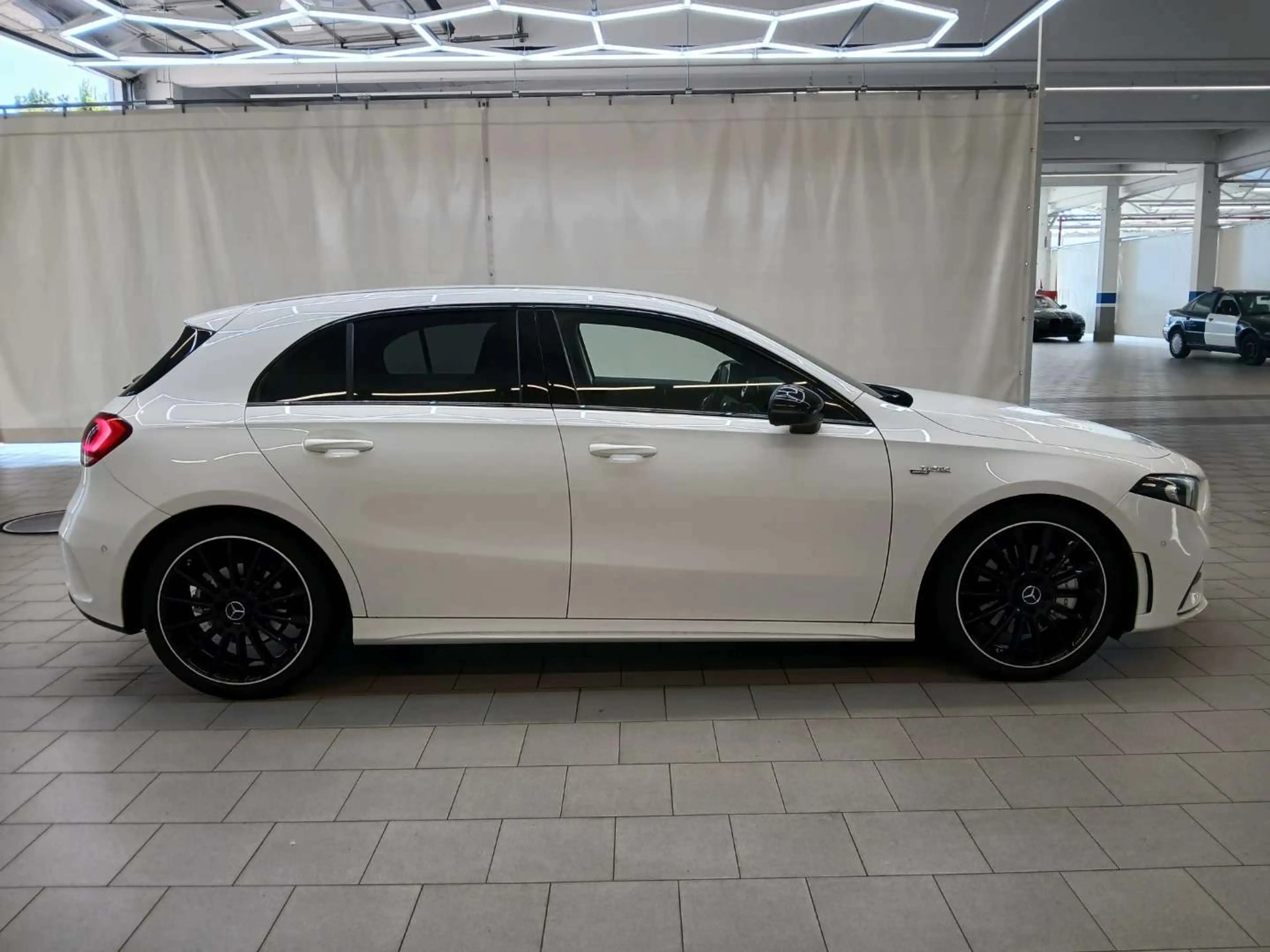 Mercedes-Benz A 220 A 220 7G (MBUX) AMG Line Rüc,kamera Navigation — photo 3