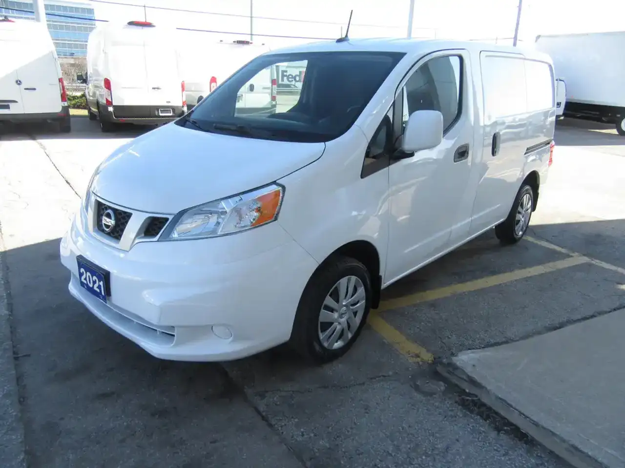 Nissan NV200 снимка Nissan NV200