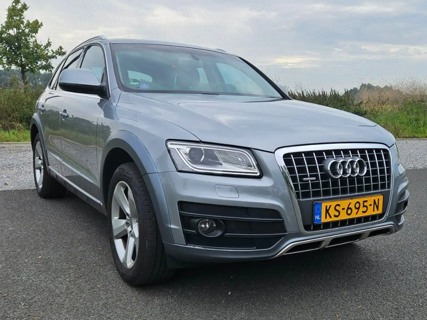 Audi Q5 Q5 2.0 TFSI q. PL.S B Grijs - 1