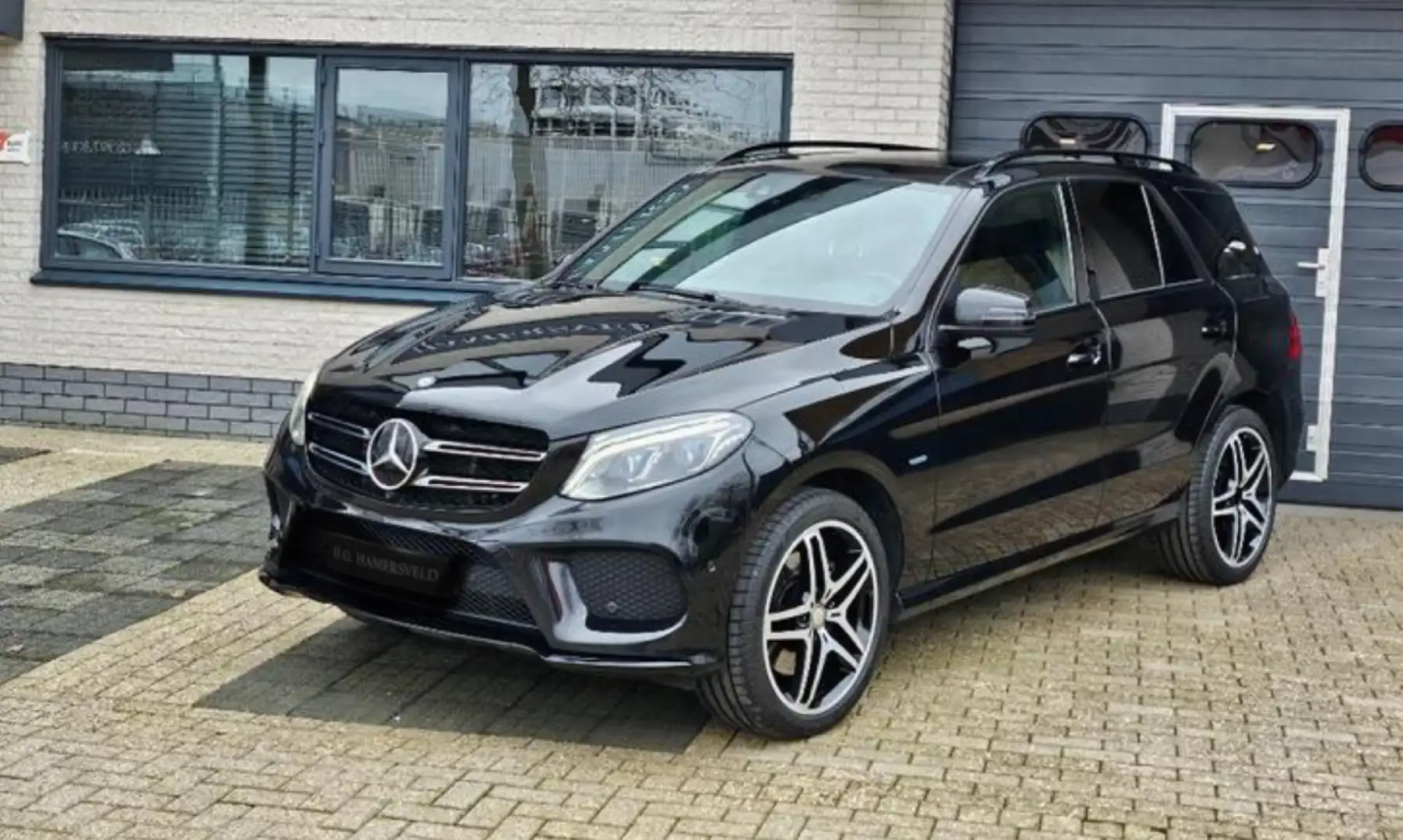 Mercedes-Benz GLE 500 e 4Matic 7G-TRONIC AMG Line Zwart - 1