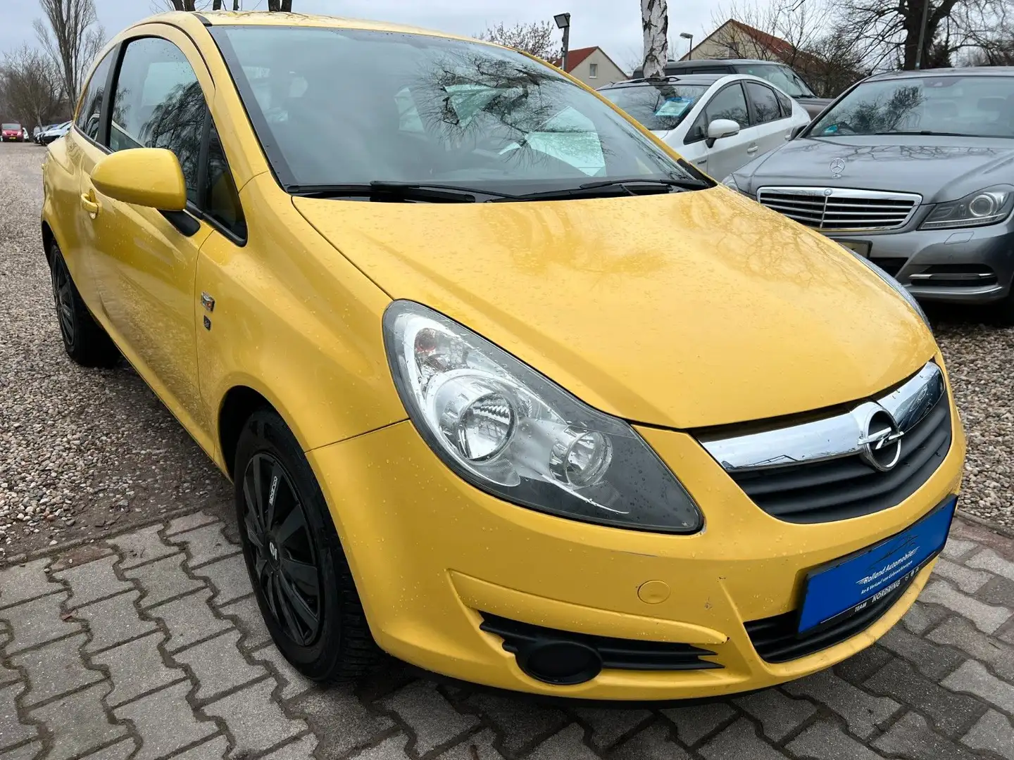 Opel Corsa "111 Jahre"*2.HD*Klima*Temp*55.TKM*TÜV NEU Amarillo - 2