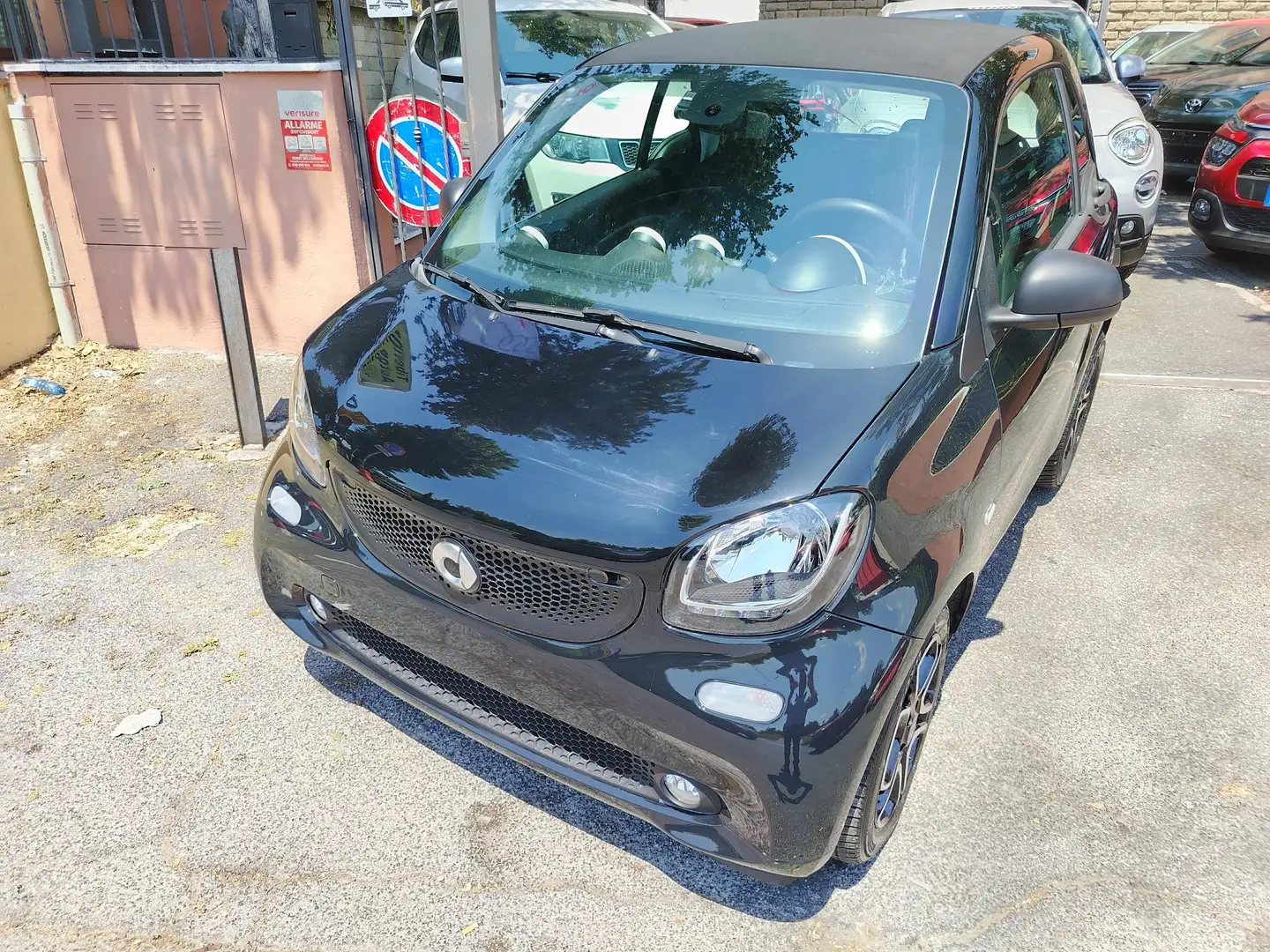smart forTwo Fortwo 1.0 Solidblack 71cv twinamic Nero - 2