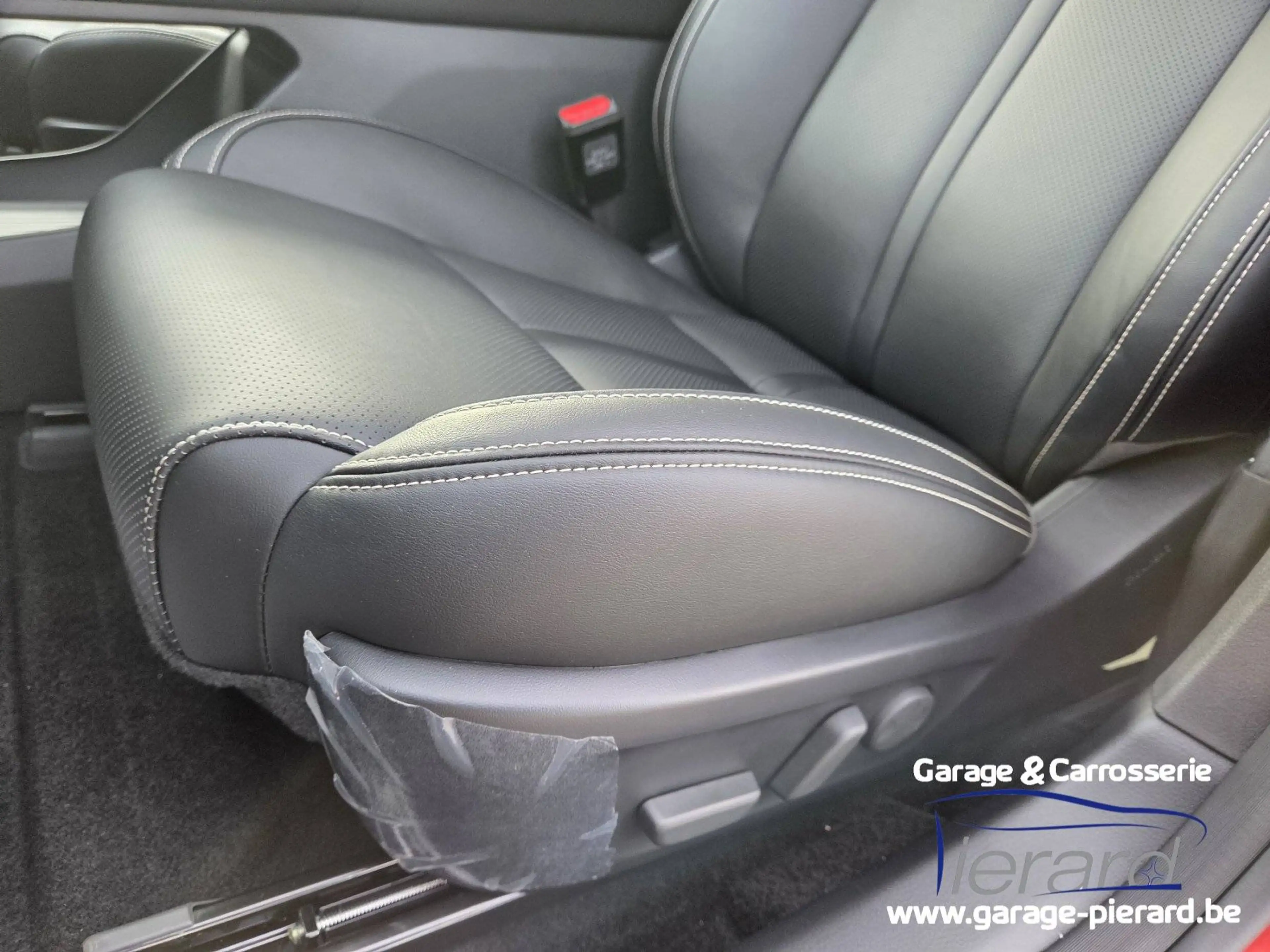 Mazda 6e 6e 68.8 kWh Takumi — photo 8