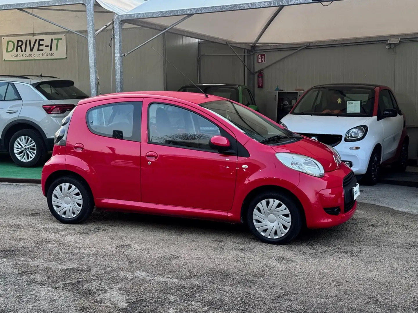 Citroen C1 C1 1.0 Perfect amic1 5 PORTE Rojo - 2