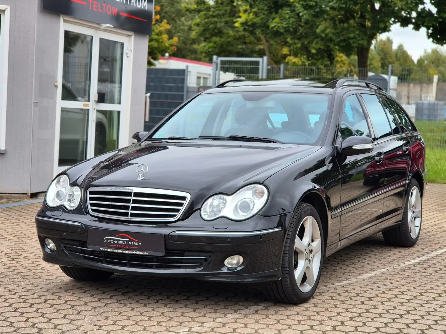 Mercedes-Benz C 320 CDI T AVANTGARDE AUTOMATIK TÜV Schwarz - 1