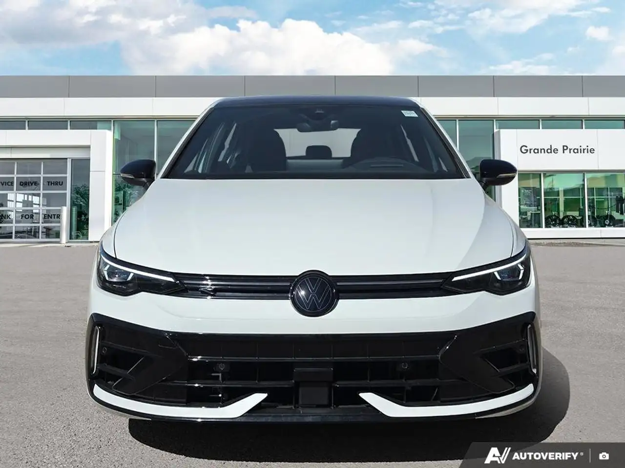 Volkswagen Golf R снимка Volkswagen Golf R
