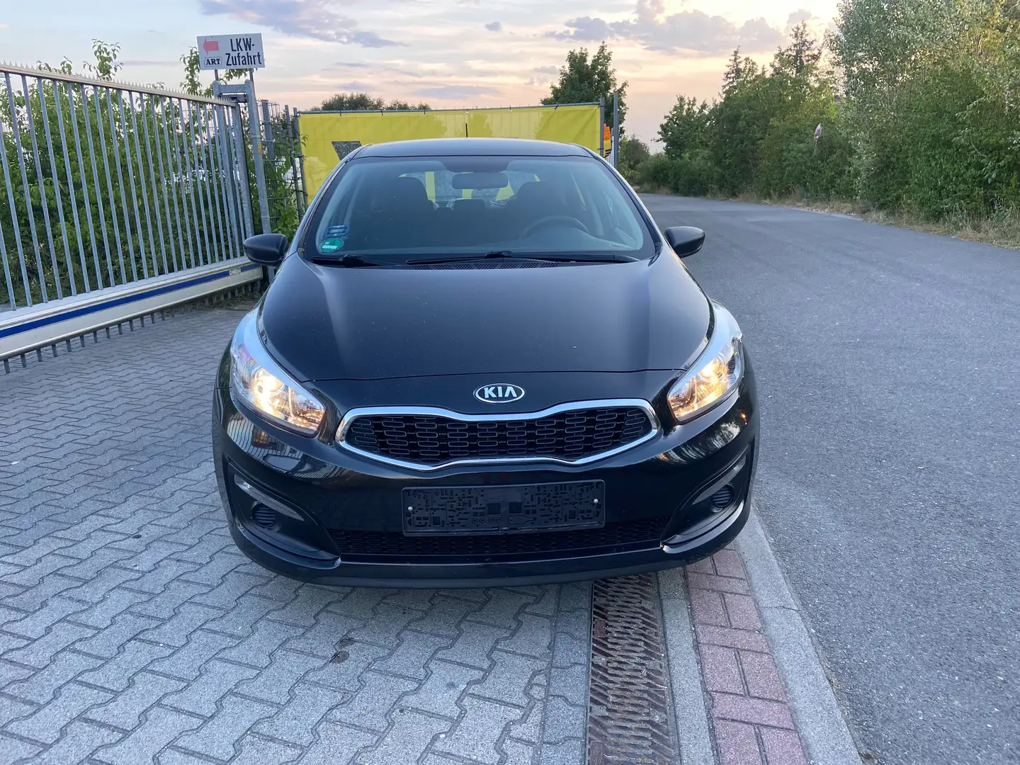 Kia Ceed / cee'd Edition 7 Schwarz - 1