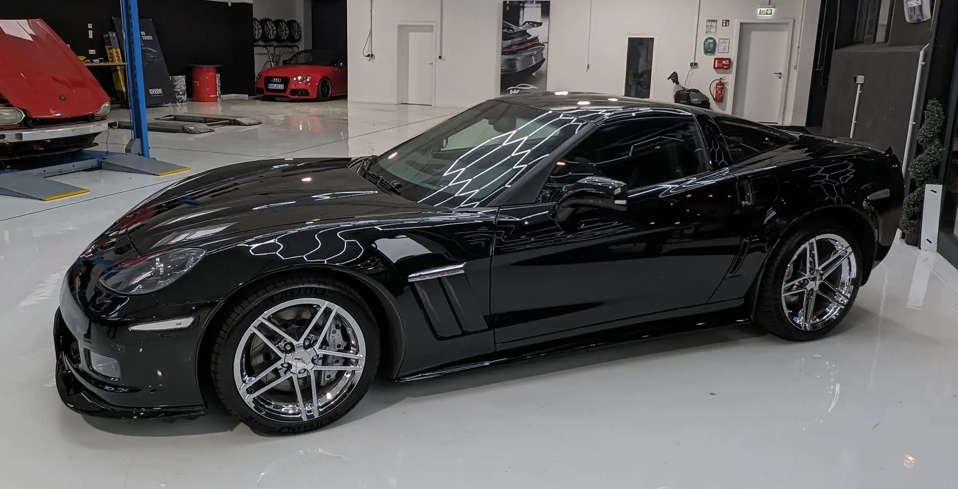 Corvette C6 Coupe Grand Sport Automatik Schwarz - 1
