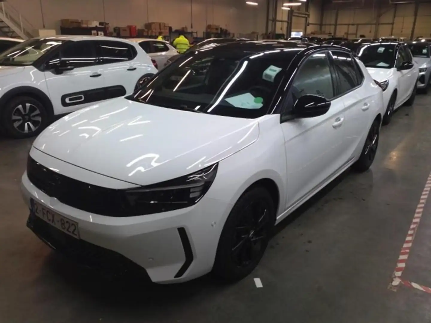 Opel Corsa 3153 MotorK Blanc - 1