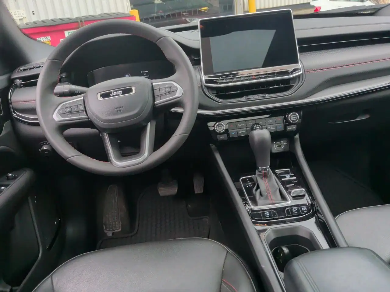 Jeep Compass photo Jeep Compass
