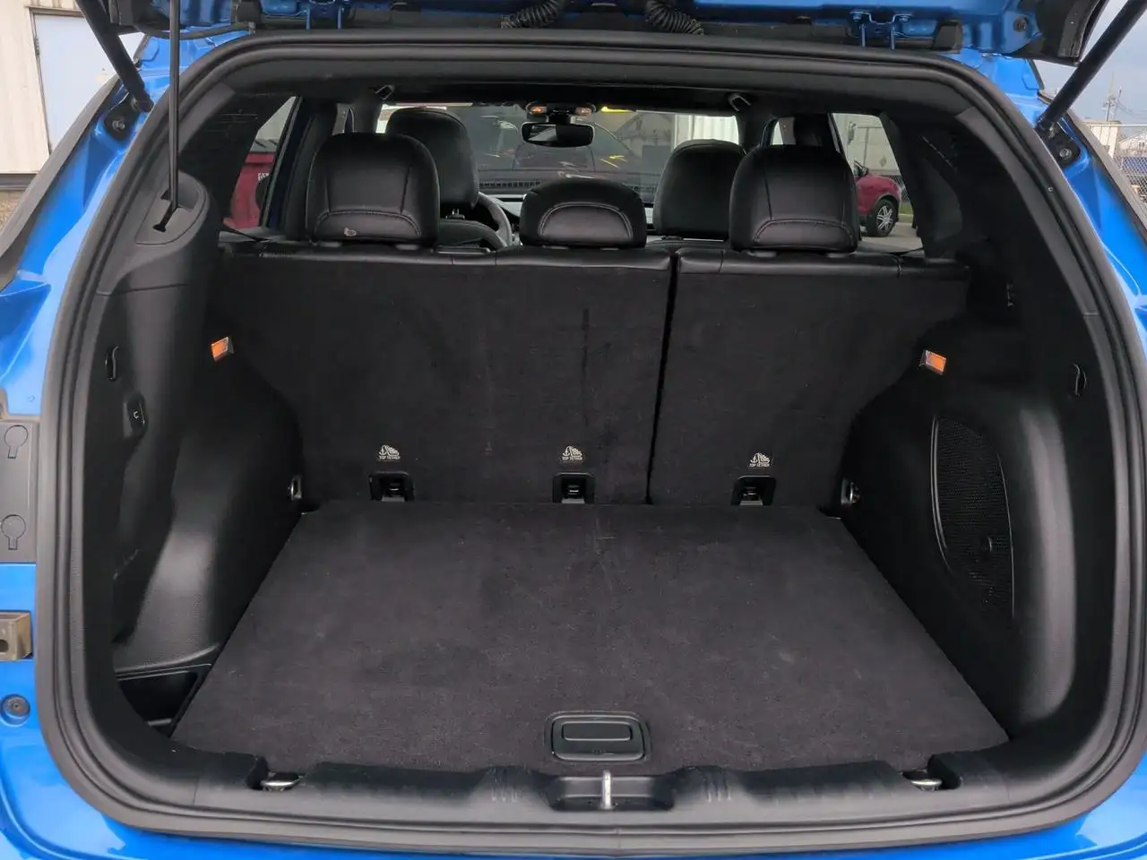 Jeep Compass photo Jeep Compass