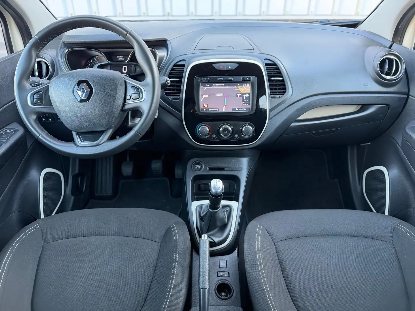 Renault Captur 0.9 TCe Zen |Airco|CruiseCtrl|Navi|KeyLess|Trekhaa Weiß - 2