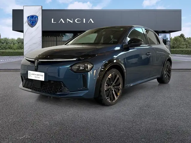 Lancia Ypsilon Elettrica Edizione Limitata Cassina