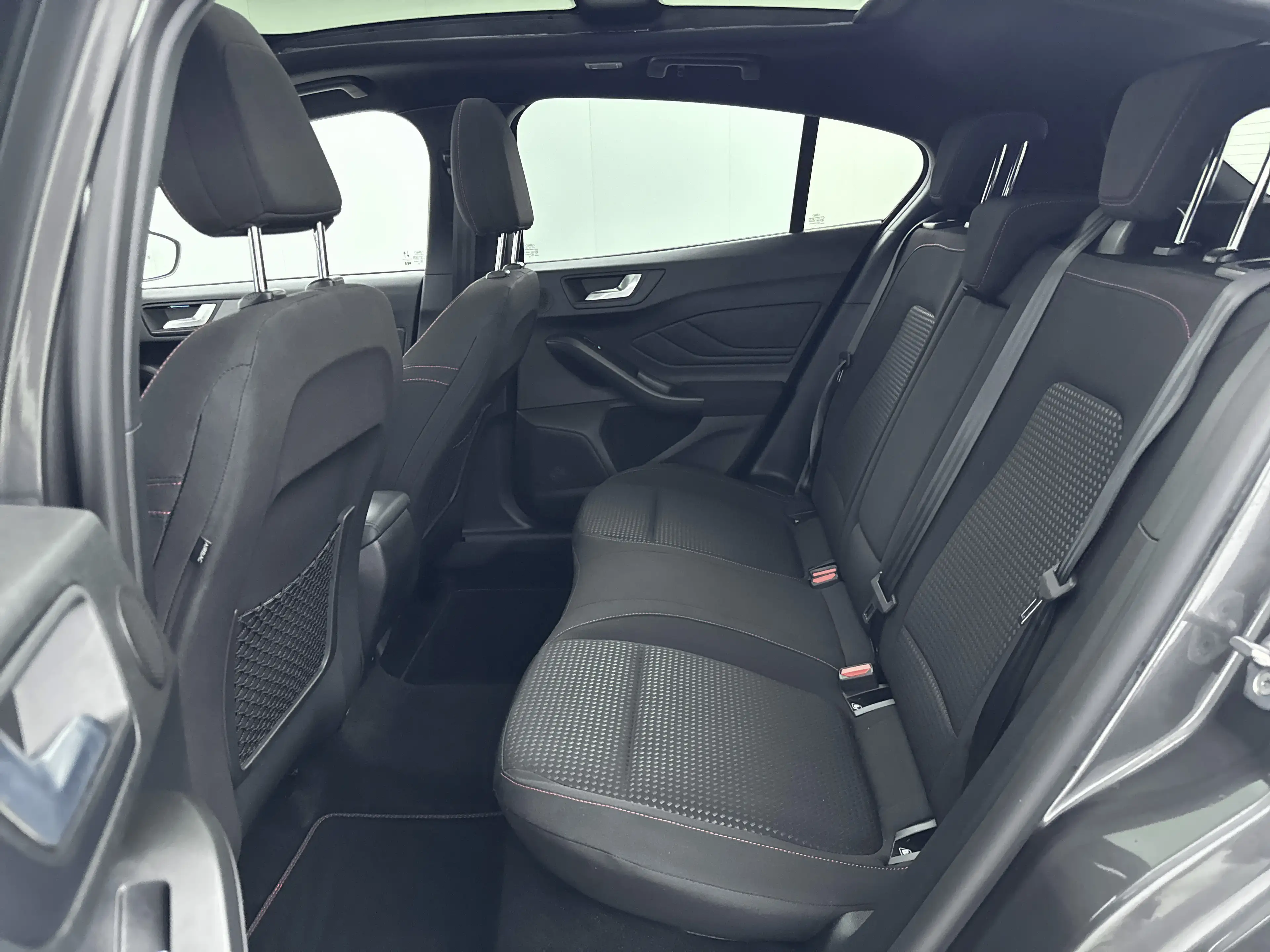 Ford Focus 1.0 Hybrid ST Line X 155pk | Pano | Stoelverwarmin — photo 13