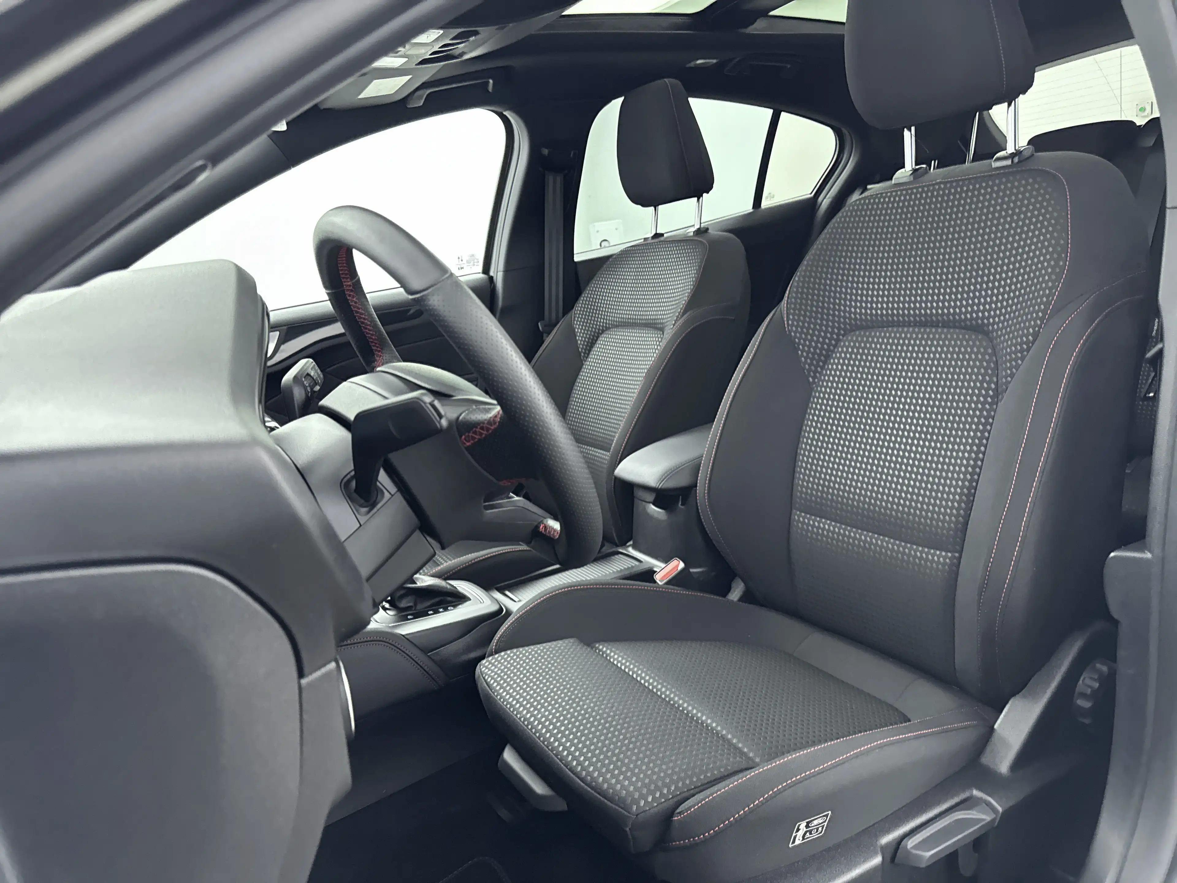Ford Focus 1.0 Hybrid ST Line X 155pk | Pano | Stoelverwarmin — photo 11
