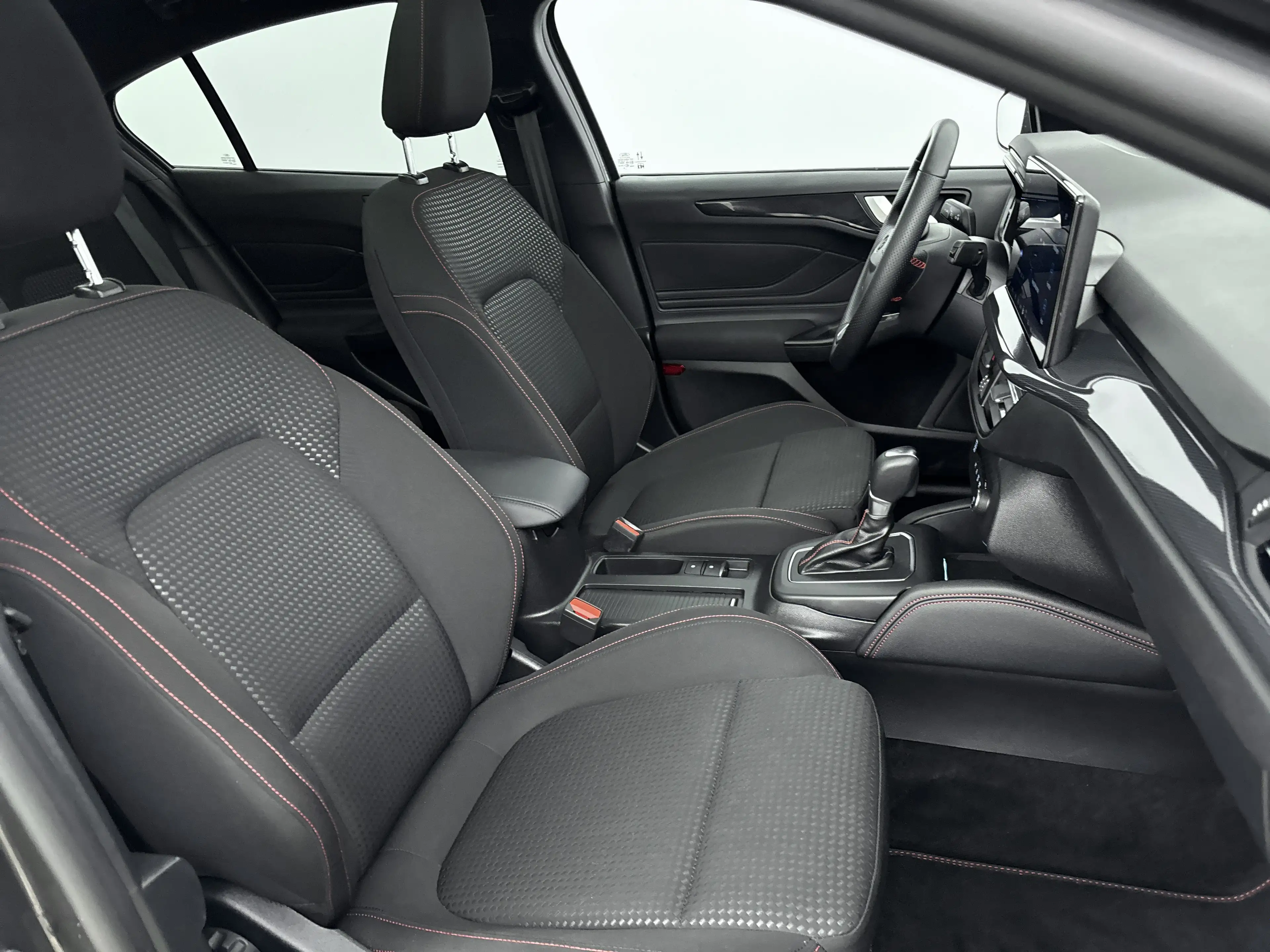 Ford Focus 1.0 Hybrid ST Line X 155pk | Pano | Stoelverwarmin — photo 12