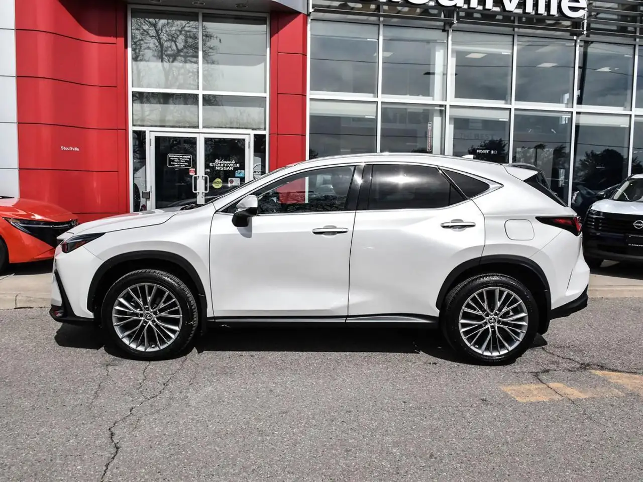Lexus NX снимка Lexus NX