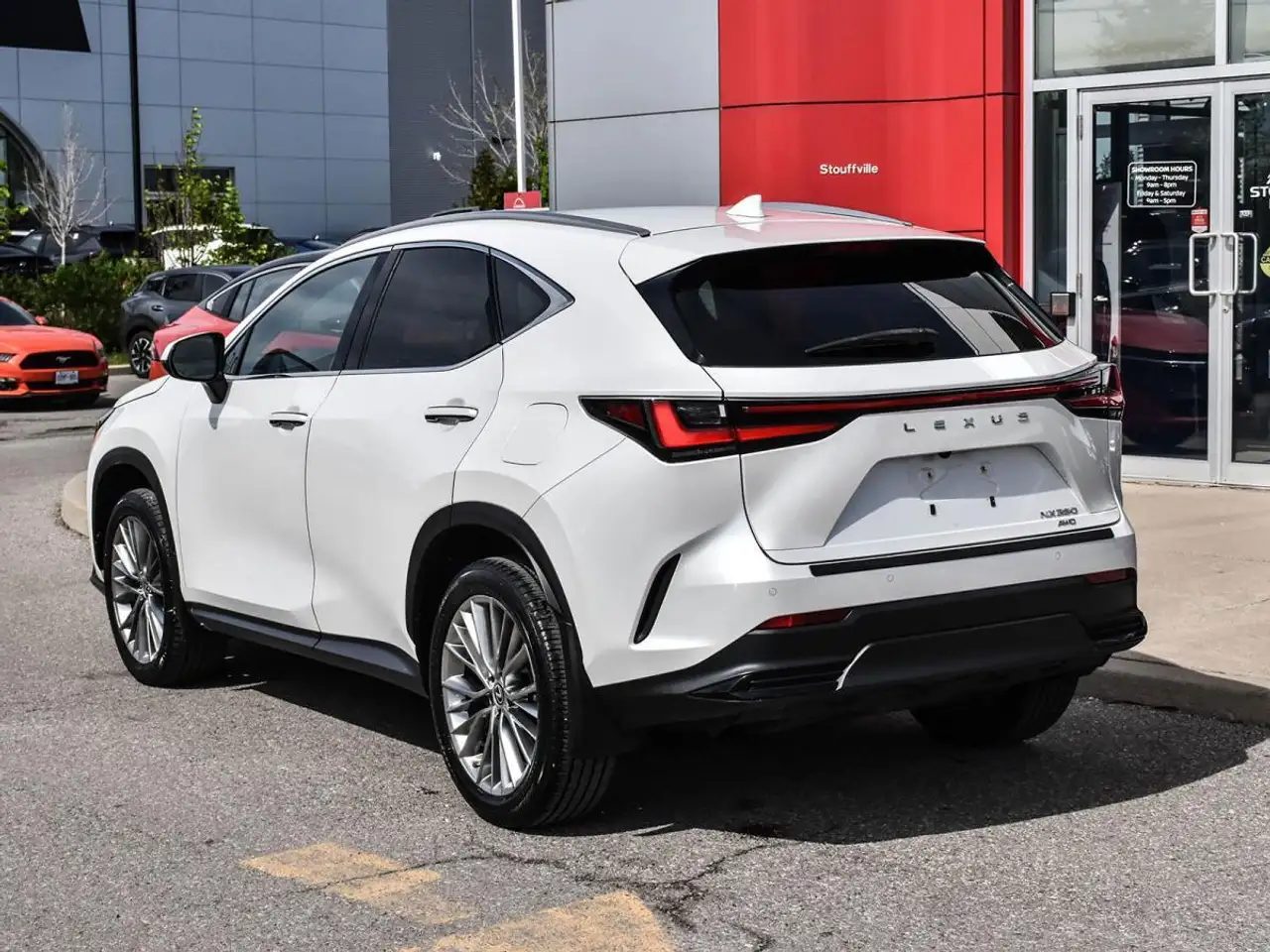 Lexus NX снимка Lexus NX