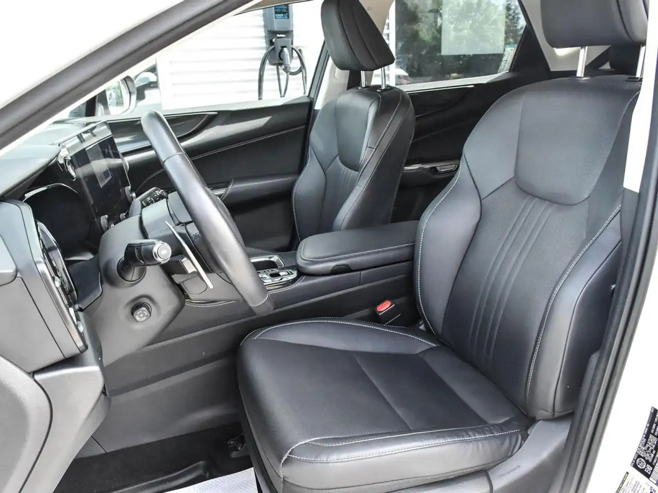 Lexus NX снимка Lexus NX