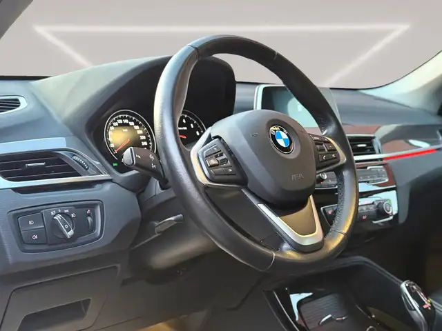 BMW X1 view 11