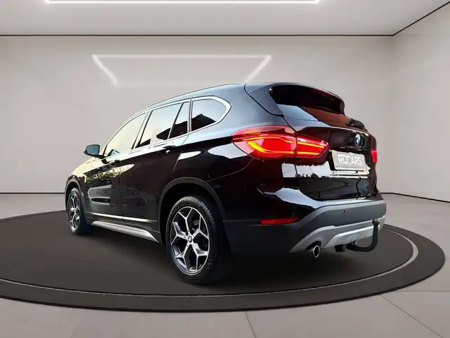 BMW X1 view 10