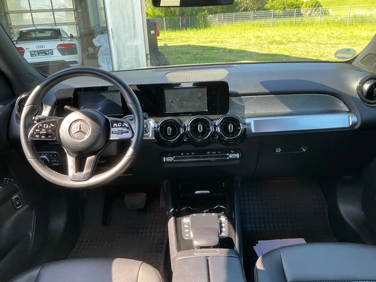 Mercedes-Benz GLB 200 GLB 200 4Matic 8G-DCT Grau - 1