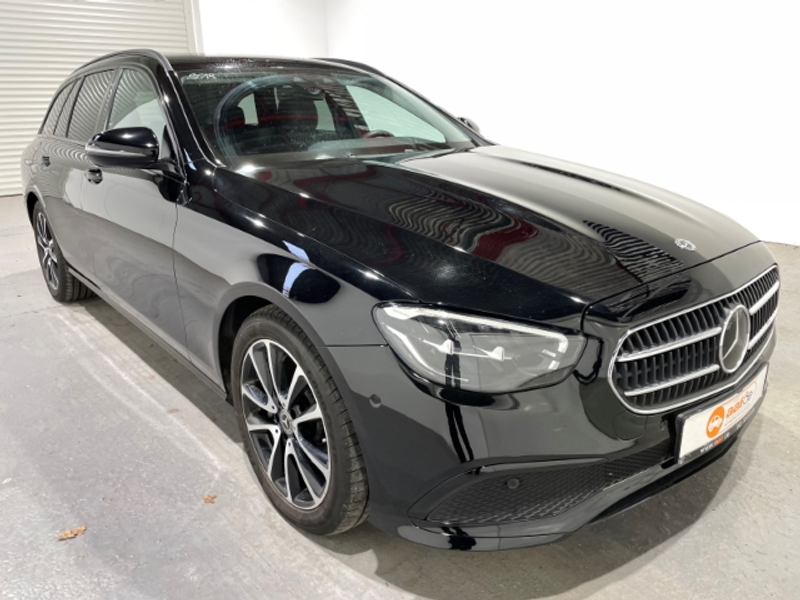 Mercedes-Benz E 220 Td 4M EU6d Klima Navi LED ACC Burmester — photo 4