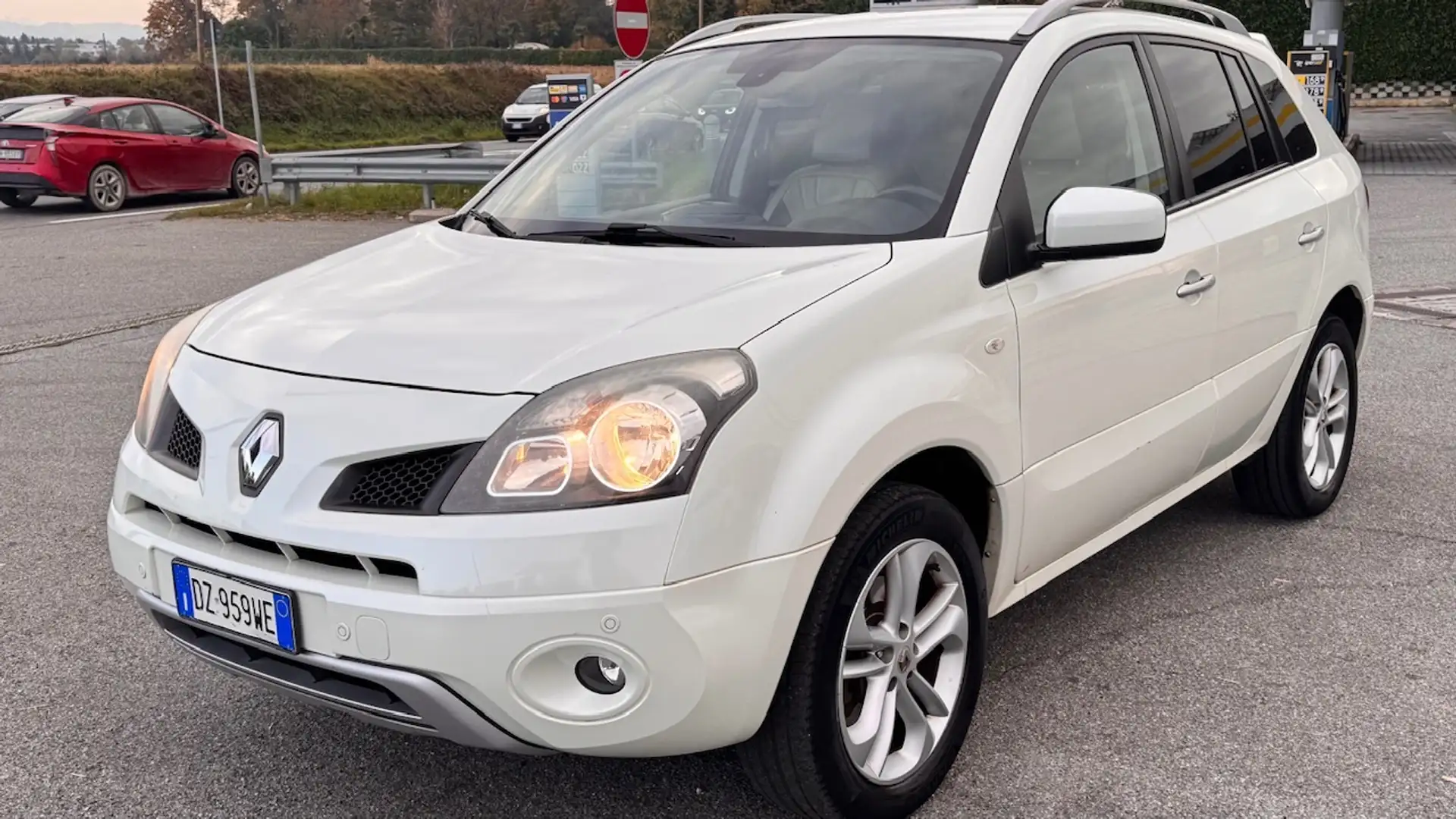 Renault Koleos Koleos 2.0 dci SL Carving Cup 4x4 150cv fap Blanc - 2